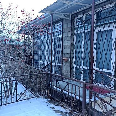 качан: Продаю большой коттедж на иссыкуле село чоктал. Коттедж рассчитан до — 10