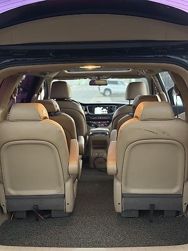 Kia: Kia Carnival: 2017 г., 2.2 л, Типтроник, Дизель, Минивэн at lalafo.kg — 18 Kia: Kia Carnival: 2017 г., 2.2 л, Типтроник, Дизель, Минивэн — 18