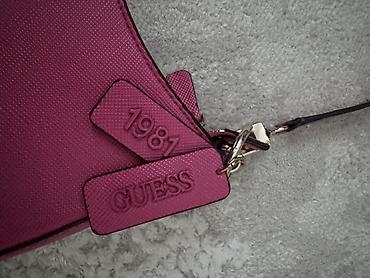 dior ceger torba: Guess tasnica original nova nekoriscena.Listajte slike — 4