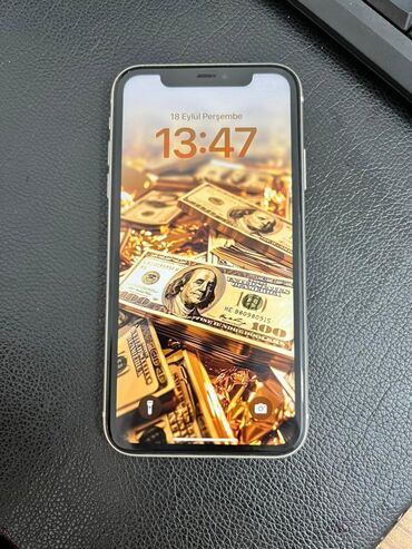 Apple iPhone: IPhone 11, Ağ, Face ID