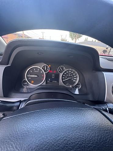 Продажа авто: Toyota Тундра: 2013 г., 4.7 л, Автомат, Бензин, Пикап — 7