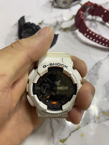 спортивный часы: Casio g shock ga 110 original все работает Идеально состояние на фото