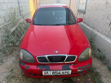 передвижной дом: Автомобиль Daewoo Lanos красного цвета. Продаётся срочнореальному