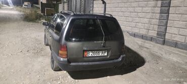 запчасти опель вектра б: Nissan Sunny: 1993 г., 2 л, Механика, Дизель, Универсал