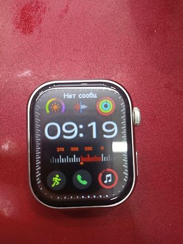 Huawei: Смарт‑часы в стиле Apple Watch, корпус серебристый (примерно 44 мм), с — 4