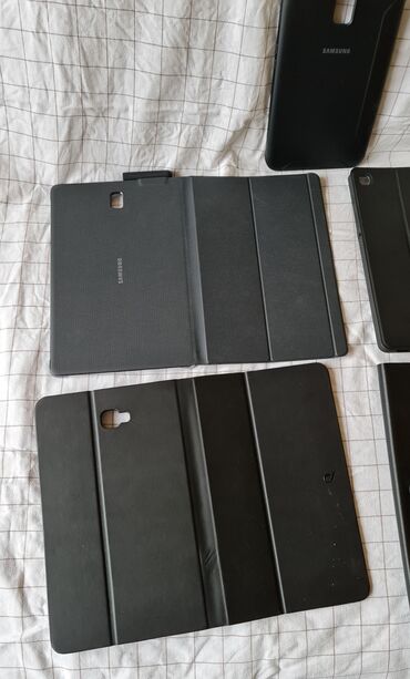 Tastature: Set futrola i Bluetooth tastatura za tablet - Više crnih — 5