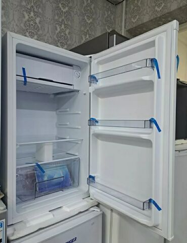 Холодильники: Холодильник Avest, Новый, Однокамерный, De frost (капельный), 45 * 75 * 47
