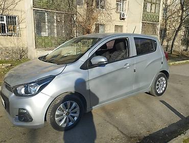 Chevrolet: Chevrolet Spark: 2017 г., 1 л, Автомат, Бензин, Хэтчбэк — 2