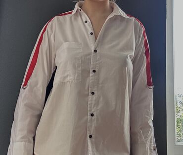 3 duyme koynekler: Türkiyədən alınıb. S razmerdir uzun qol nazik modeldir rahatdır. 2