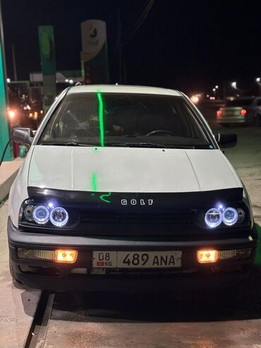 продаю термо будка: Volkswagen Golf: 1993 г., 1.6 л, Механика, Хэтчбэк