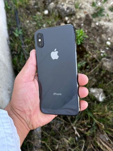 telfolar: IPhone X, 64 GB, Qara, Face ID