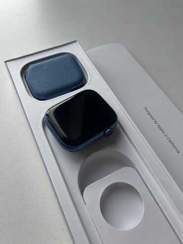 Apple Watch: Apple Watch SERIES 7 45mm Blue Aluminium Case Экран без царапин