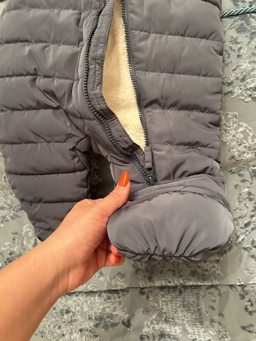 Kurtkalar: H&M qışlıq kurtka.6-9 ay -da lalafo.az — 9 Kurtkalar: H&M qışlıq kurtka.6-9 ay — 9