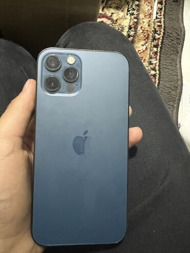Apple iPhone: IPhone 12 Pro, Б/у, 128 ГБ, Чехол, 79 %