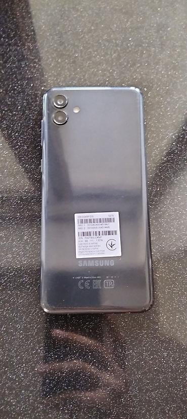 купить компютер бу: Samsung Galaxy A04, 32 ГБ, цвет - Черный, Две SIM карты — 4