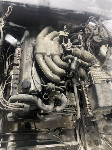 двигатели газ 53: Бензиновый мотор BMW 1989 г., 2 л, Б/у, Оригинал, Германия