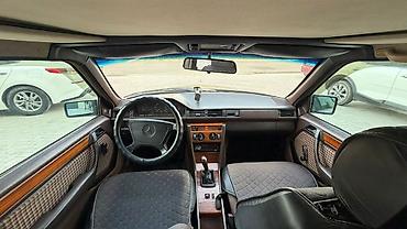 jac js6: Mercedes-Benz W124: 1993 г., 2 л, Механика, Бензин, Седан — 10