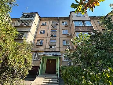 комната снимат: 1 комната, 32 м², 6 мкр 104 серия, 1 этаж, Евроремонт — 1