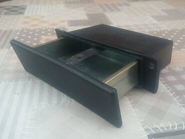 Auto delovi: Pepeljara kompletna Lada 2107 Riva,2104 Karavan. Polovna, ocuvana — 5