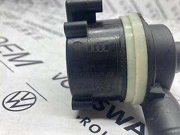 prodaja ventilatora: POMOCNA PUMPA VODE ZA VOLKSWAGEN POLO, TIGUAN, TOURAN . - 03L 965 — 1