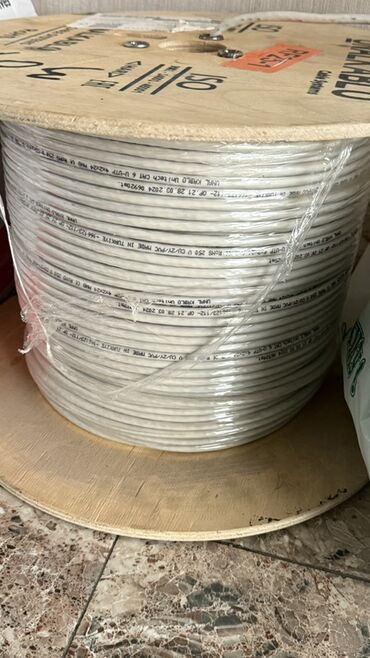 Quruducular: Məhsul: Unitech CAT6 U-UTP kabel (4 x 2 x 24 AWG) Xüsusiyyətlər: -