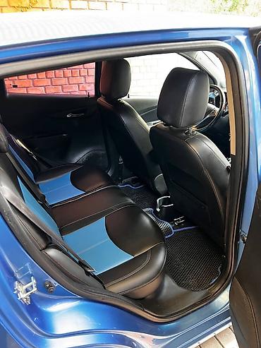 коврик бу: Chevrolet Spark: 2016 г., 1 л, Вариатор, Бензин, Хэтчбэк — 4