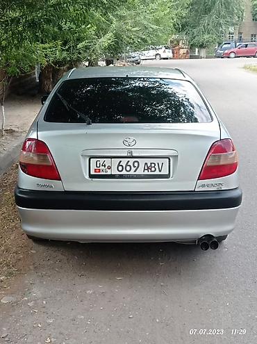 corolla 2004: Toyota Avensis: 2002 г., Автомат, Бензин, Хэтчбэк — 2