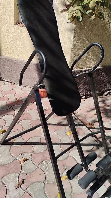 Инверсионный стол для растяжки позвоночника и разгрузки спины. -