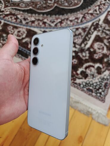 samsung a40s qiymeti: Samsung Galaxy A55, 128 ГБ, цвет - Белый, Отпечаток пальца, Две SIM карты, Face ID