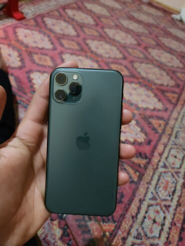 iphone 11 pro ma: IPhone 11 Pro, Б/у, 64 ГБ, Зарядное устройство, Защитное стекло, 67 %