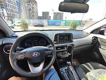 старих: Hyundai Kona: 2020 г., 2 л, Автомат, Бензин, Кроссовер — 2