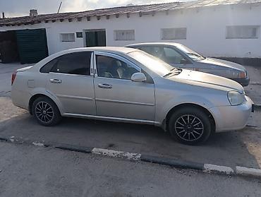 Chevrolet Lacetti: 2008 г., 1.4 л, Кол менен иштөөчү, Бензин, Седан — 3