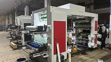ağıllı lovhə: Yüksək sürətli 4 Rəngli Flekso Çap Maşını (Model : YSQ 4-800) 4 rəng — 3
