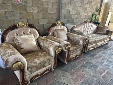 мяхкий мебель бу: Комплект мягкой мебели, Б/у, Самовывоз, цвет - Коричневый
