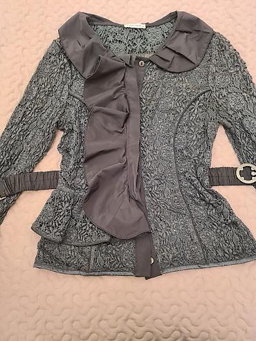 Книги и журналы: 3 lü dəst Lasagrada markasına məxsusdur,M (size 38)ölçüyə uygundu,ətək — 5