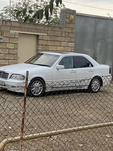 masın az: Mercedes-Benz C 240: 2.6 l | Sedan — 3