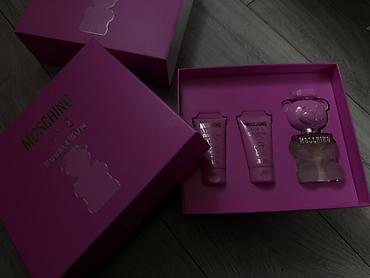 be: Moschino Toy 2 Bubble Gum – Hədiyyə Dəsti Tərkibi: - Eau de Toilette — 1