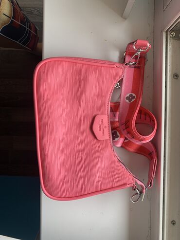 lv барсетка: Трендовая розовая сумочка LV в стиле барби. Абсолютно новая!!!Покупали