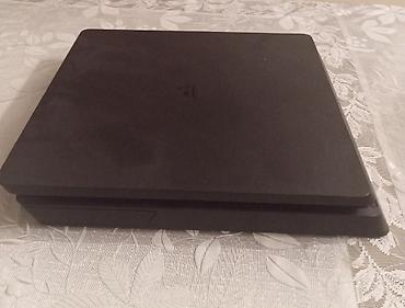 ps4 dualshock: PlayStation 4 Slim oyun konsolu - Model: PS4 Slim (orijinal Sony — 1