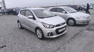 полированная машина: Chevrolet Spark: 2017 г., 1 л, Вариатор, Бензин, Хетчбек