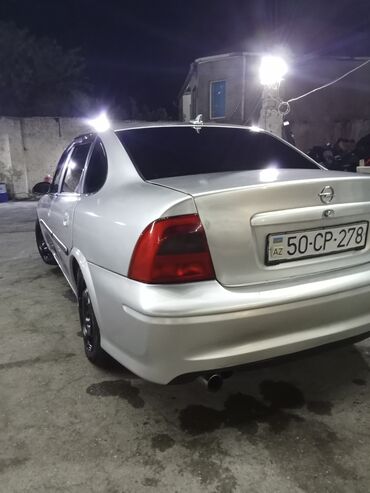 радиатор охлаждения опель вектра б: Opel Vectra: 1.8 l | 1998 il 337000 km Sedan