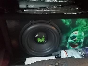 5250: Avtomobil üçün tam səs sistemi paketi - Subwoofer: Baqajda qapalı — 3