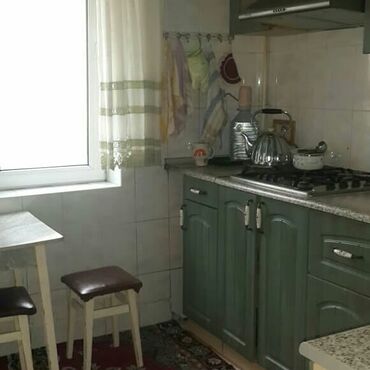 Köhnə tikili: Bakı, 5 otaqlı, Köhnə tikili, 120 kv. m — 2