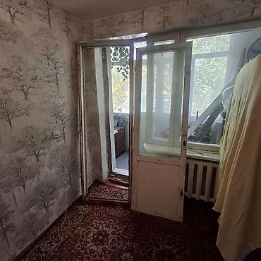 стёк: Деревянные балконные двери с остеклением ширина 72см высота 215см — 1