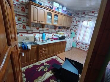 Həyət evləri və villaların satışı: 2 otaqlı, 20 kv. m, Kredit var, Orta təmir — 9