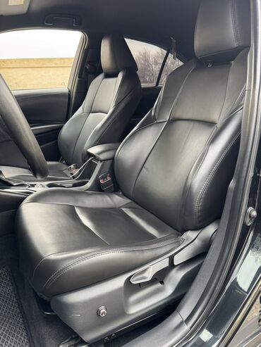 Toyota: Toyota Corolla: 2020 г., 1.2 л, Автомат, Бензин, Седан — 12