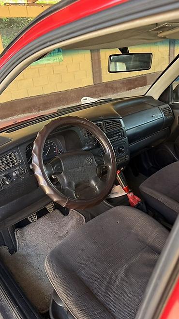 Транспорт: Volkswagen Golf: 1994 г., 1.8 л, Механика, Бензин, Хэтчбэк — 5
