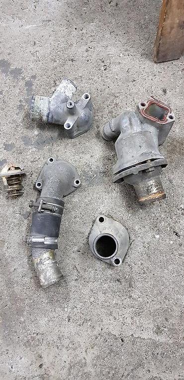 POKLOPAC TERMOSTATA ZA NISSAN TERRANO