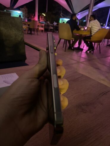 16 pro max 256 qiymeti: IPhone 16 Pro Max, 1 TB