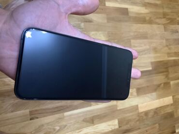 Apple iPhone: IPhone Xs, 64 GB, Space Gray, Face ID — 9